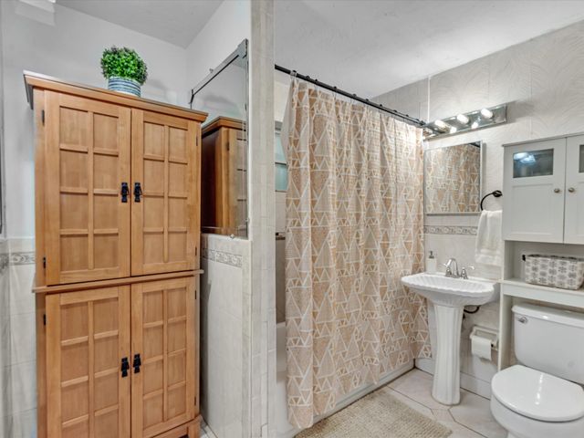 2192 Bonnie Drive, West Palm Beach, FL 33415