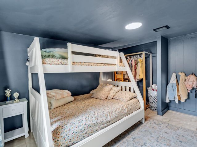 2192 Bonnie Drive, West Palm Beach, FL 33415