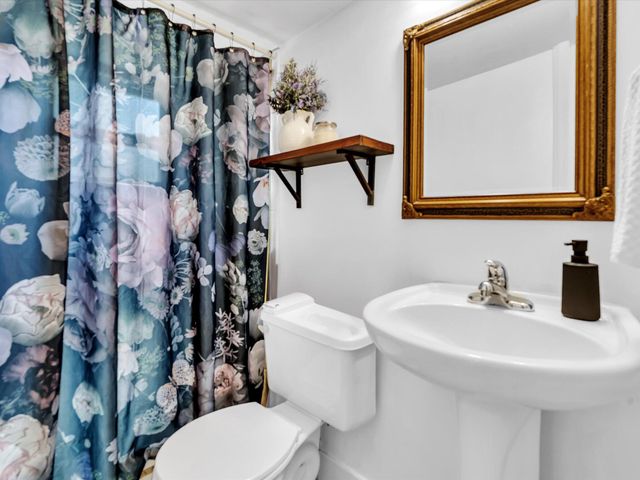 2192 Bonnie Drive, West Palm Beach, FL 33415