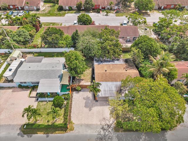 2192 Bonnie Drive, West Palm Beach, FL 33415