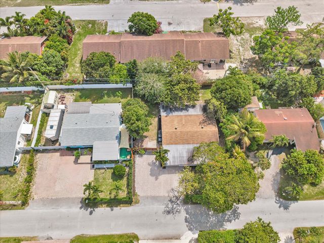 2192 Bonnie Drive, West Palm Beach, FL 33415