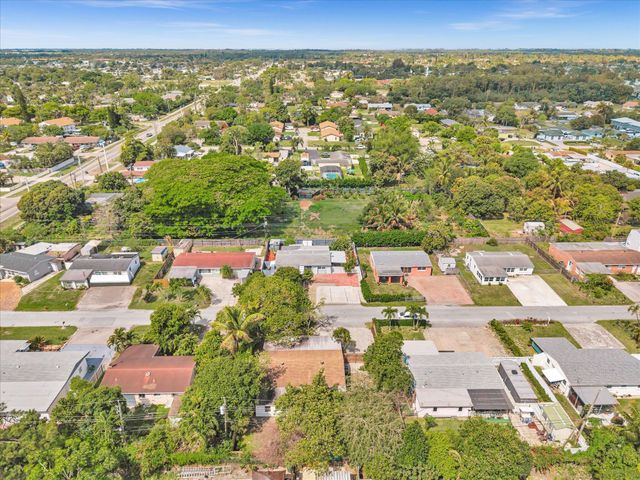 2192 Bonnie Drive, West Palm Beach, FL 33415