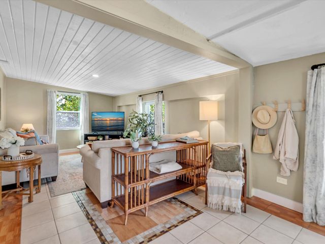 2192 Bonnie Drive, West Palm Beach, FL 33415