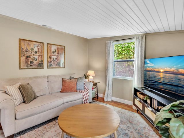 2192 Bonnie Drive, West Palm Beach, FL 33415