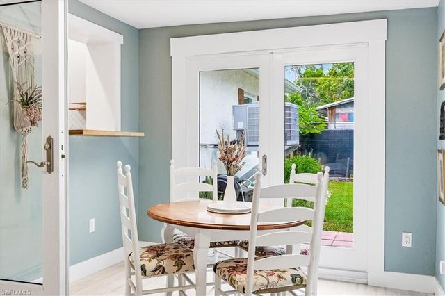 3880 Estey AVE, Naples, FL 34104