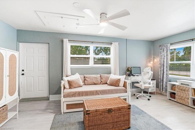 3880 Estey AVE, Naples, FL 34104