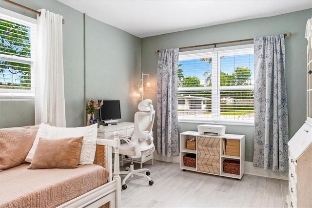 3880 Estey AVE, Naples, FL 34104
