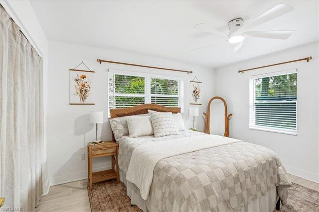 3880 Estey AVE, Naples, FL 34104