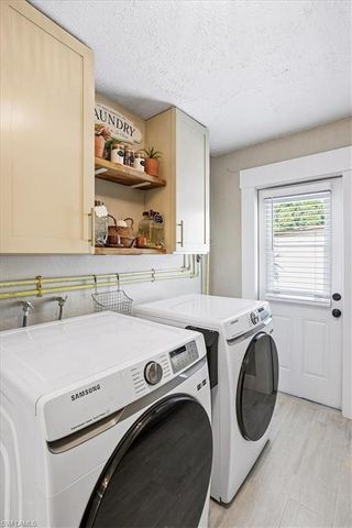 3880 Estey AVE, Naples, FL 34104
