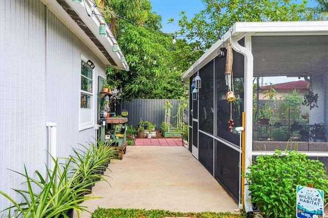 3880 Estey AVE, Naples, FL 34104
