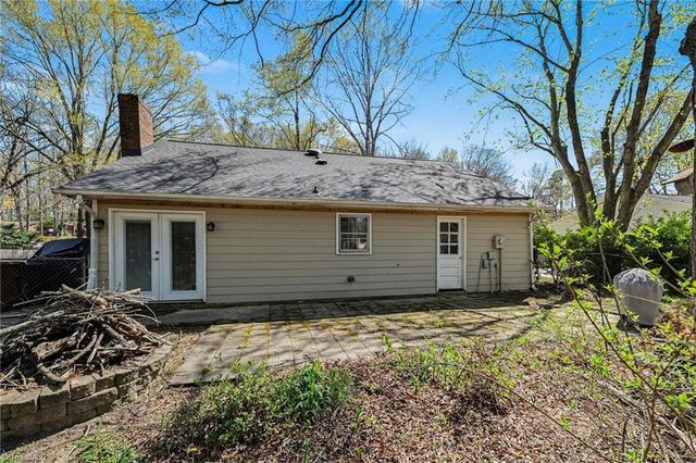 4724 Pennoak Road, Greensboro, NC 27407