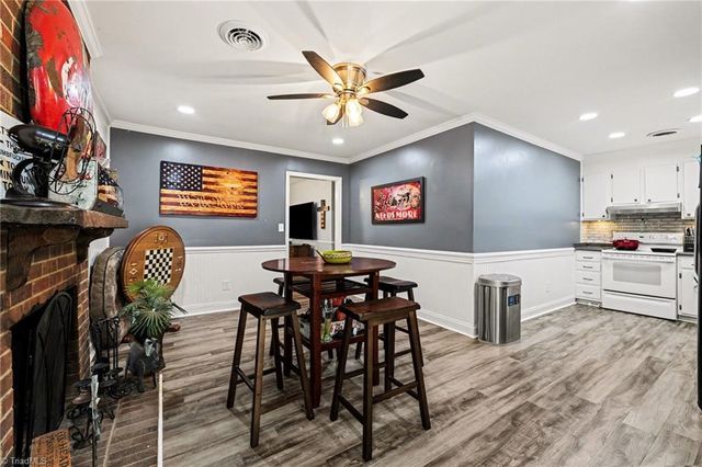 4724 Pennoak Road, Greensboro, NC 27407