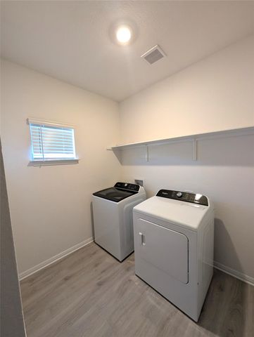 441 El Capitan LOOP, Dripping Springs, TX 78620