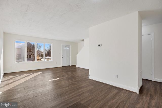 7662 SHERLOCK CT, Pasadena, MD 21122