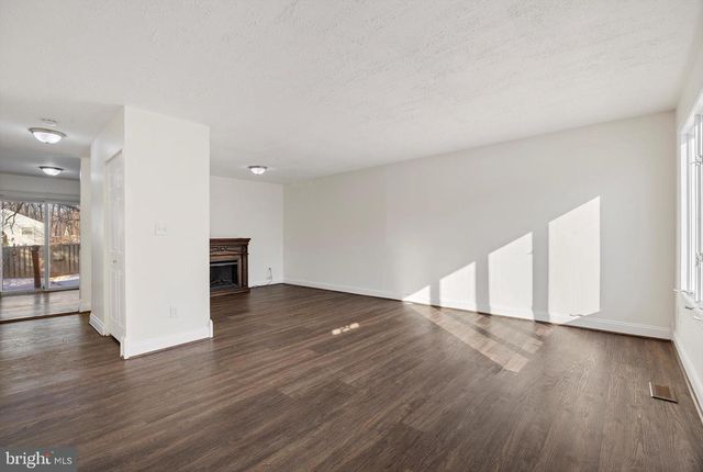 7662 SHERLOCK CT, Pasadena, MD 21122