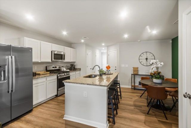 1295 Forestbrook Lane, Spartanburg, SC 29303