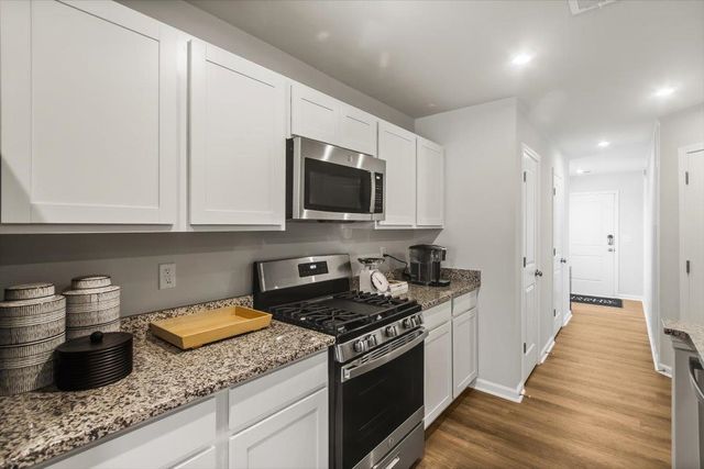 1295 Forestbrook Lane, Spartanburg, SC 29303