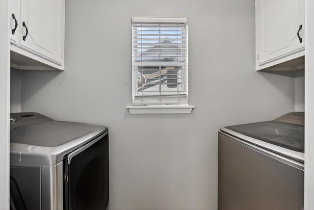 2112 Steeple Chase Dr, Jacksonville, AR 72076