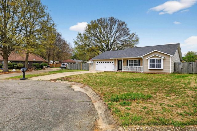 2112 Steeple Chase Dr, Jacksonville, AR 72076
