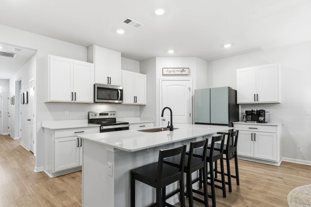 123 Olivia Cir, Chapel Hill, TN 37034