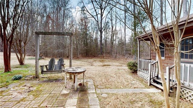 6919 E Holly Grove Road, Thomasville, NC 27360