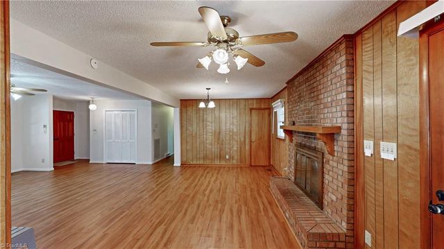 6919 E Holly Grove Road, Thomasville, NC 27360