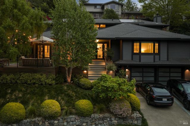 9 Coach Rd, Mill Valley, CA 94941