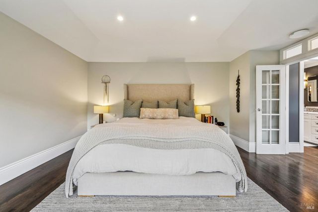 9 Coach Rd, Mill Valley, CA 94941