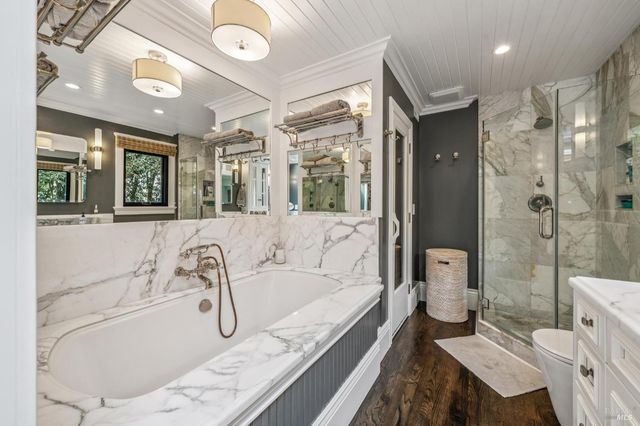 9 Coach Rd, Mill Valley, CA 94941