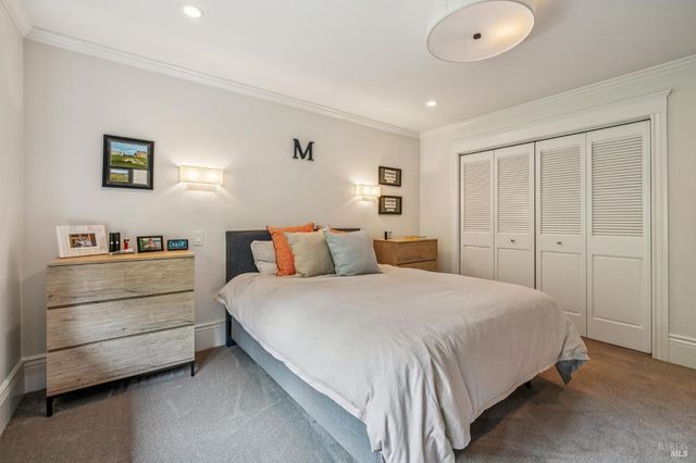 9 Coach Rd, Mill Valley, CA 94941