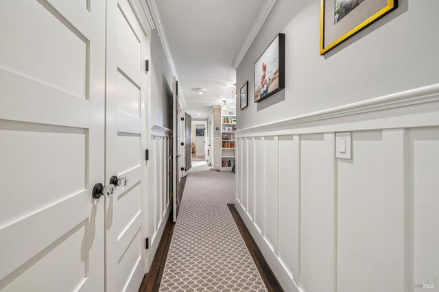 9 Coach Rd, Mill Valley, CA 94941