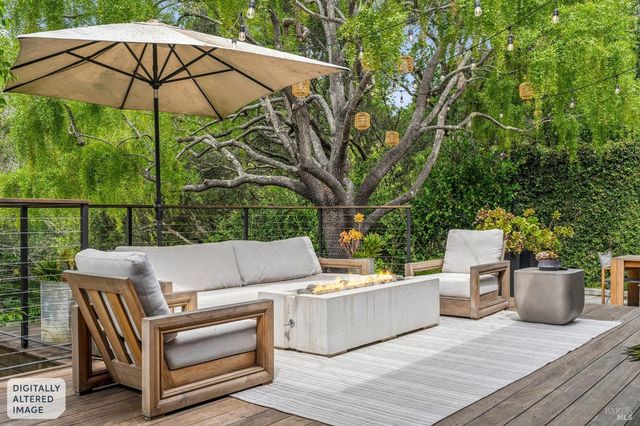 9 Coach Rd, Mill Valley, CA 94941