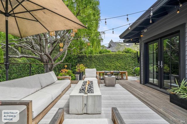 9 Coach Rd, Mill Valley, CA 94941