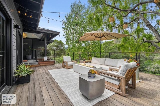 9 Coach Rd, Mill Valley, CA 94941