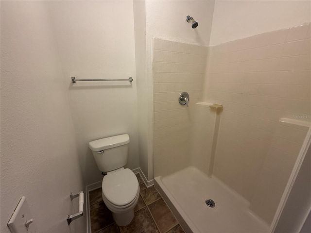 101 PINE RUSTLE LANE, Auburndale, FL 33823