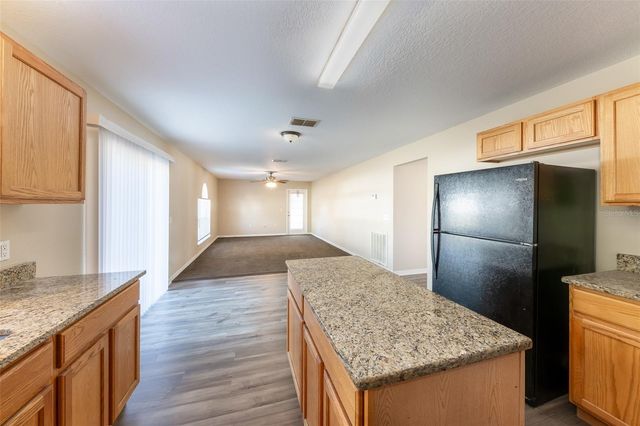 101 PINE RUSTLE LANE, Auburndale, FL 33823