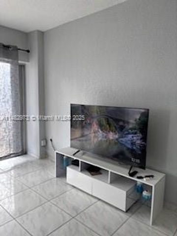 1965 S Ocean Dr 11C, Hallandale Beach, FL 33009