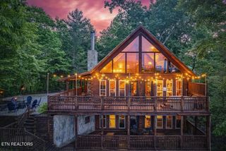 531 Gatlin Drive, Gatlinburg, TN 37738