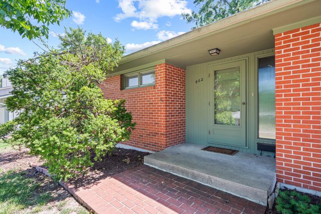 802 GREENWOOD CT, Columbia, MO 65203