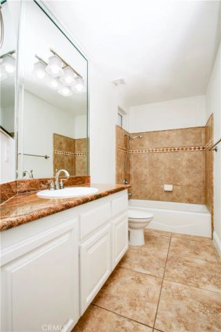 7772 Grand Avenue, Yucca Valley, CA 92284