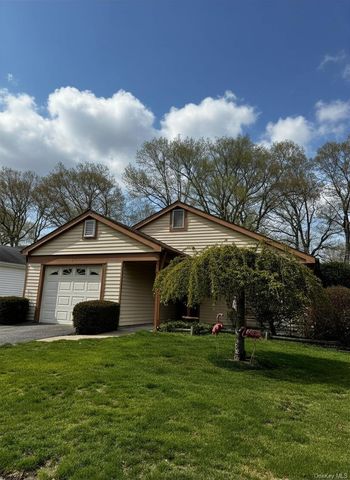 268 Edinburgh Drive, Ridge, NY 11961