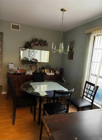 268 Edinburgh Drive, Ridge, NY 11961