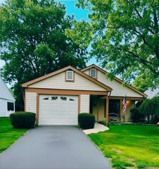 268 Edinburgh Drive, Ridge, NY 11961