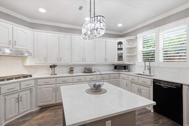 621 Wyndham Circle, Keller, TX 76248