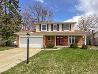 30110 Manor Drive, Madison Heights, MI 48071