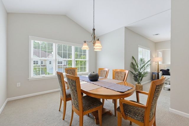631 East Street C202, Mansfield, MA 02048