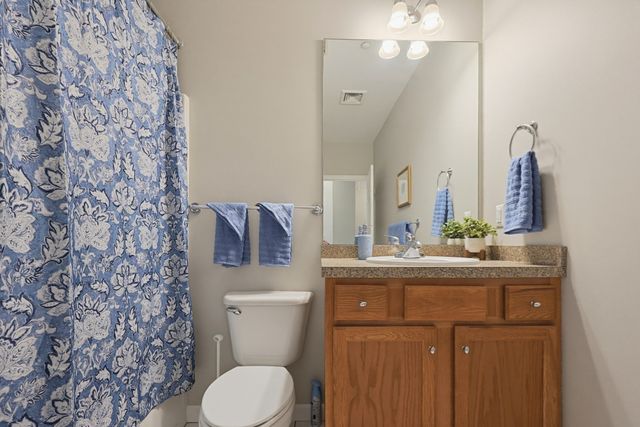 631 East Street C202, Mansfield, MA 02048