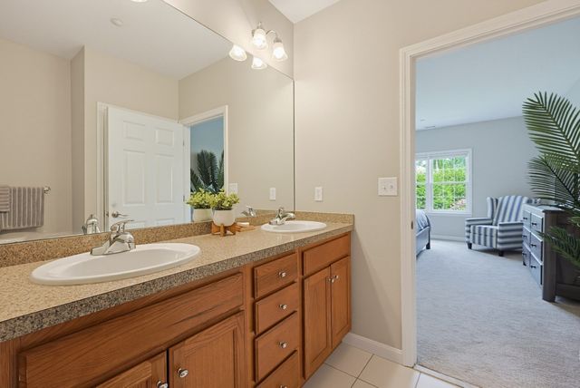 631 East Street C202, Mansfield, MA 02048