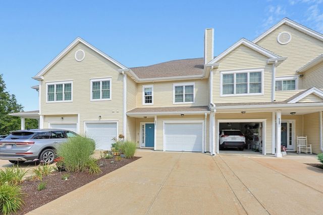 631 East Street C202, Mansfield, MA 02048