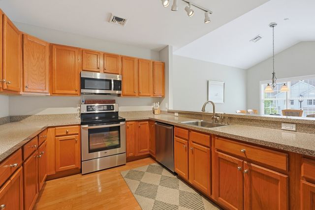 631 East Street C202, Mansfield, MA 02048